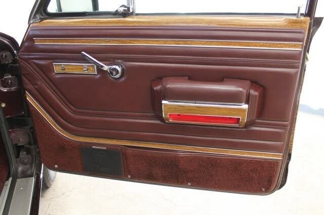 Used 1989 Jeep Grand Wagoneer AWD/4WD image 85