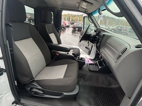 Used 2010 Ford Ranger XLT image 26