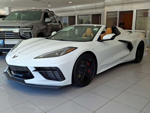New 2026 Chevrolet Corvette Stingray Premium Conv w/ Z51 Performance Package RWD image 3