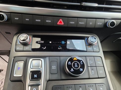 Used 2024 Hyundai Palisade Calligraphy AWD/4WD image 35