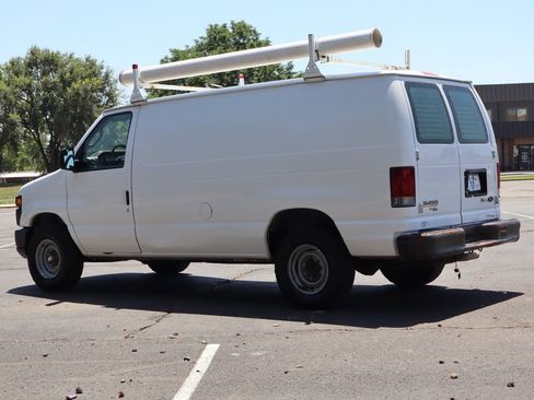 Used 2012 Ford E-250 and Econoline 250 w/ Commercial Cargo Van Pkg RWD image 7