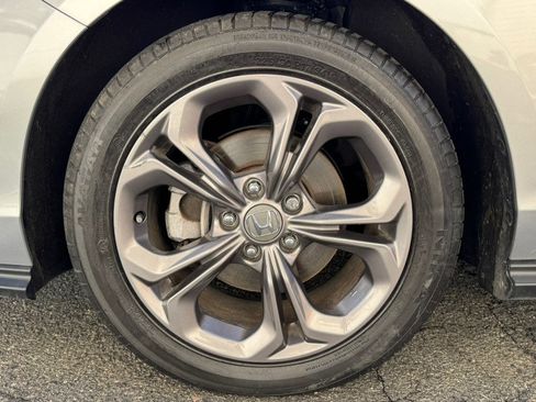 Used 2024 Honda Accord EX image 32