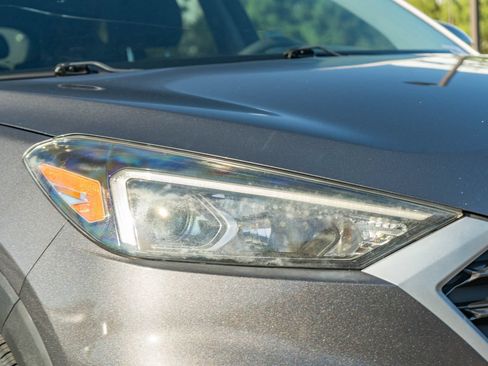 Used 2020 Hyundai Tucson Value FWD image 13