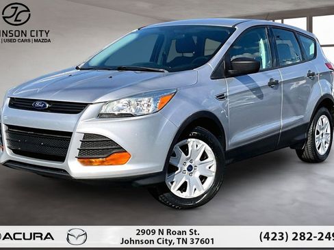 Used 2015 Ford Escape S FWD image 1
