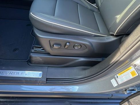 New 2026 Chevrolet Suburban Premier w/ Sun And Tow Package image 14