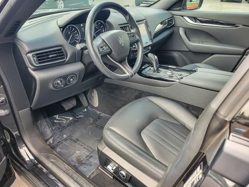 Used 2022 Maserati Levante GT image 10