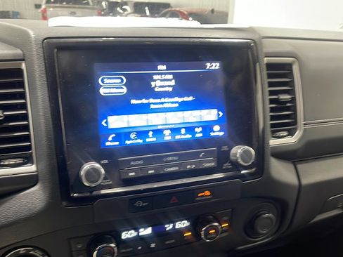 Used 2023 Nissan Frontier SV AWD/4WD image 8