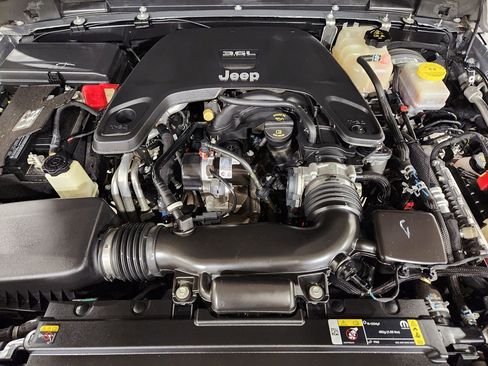 Used 2021 Jeep Wrangler Unlimited Sport S image 51