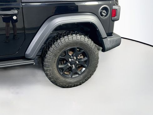 Used 2023 Jeep Wrangler Sport AWD/4WD image 28