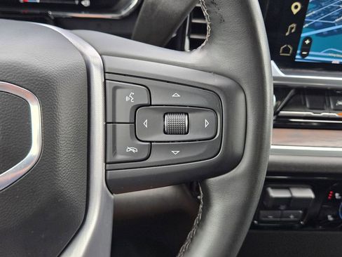 Used 2025 GMC Sierra 1500 SLT RWD image 28