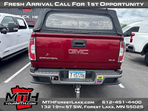 Used 2017 GMC Canyon SLE w/ SLE Convenience Package AWD/4WD image 3