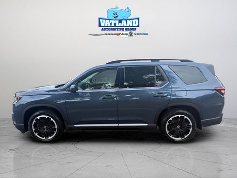 New 2026 Honda Pilot Touring image 2