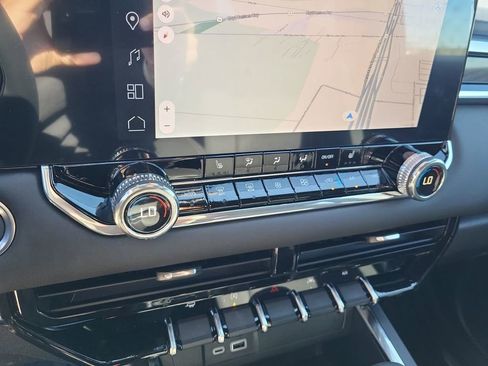 New 2026 GMC Canyon Elevation w/ Convenience Package image 16