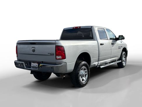 Used 2018 RAM 2500 Tradesman w/ Chrome Appearance Group image 5