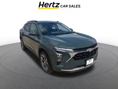 Used 2025 Chevrolet Trax LT w/ LT Convenience Package