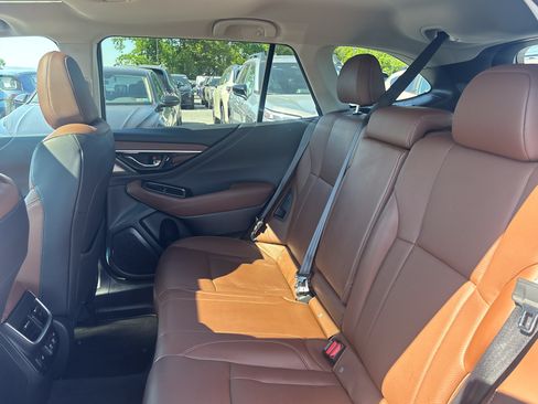 Certified 2022 Subaru Outback Touring AWD/4WD image 31