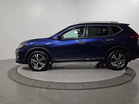 Used 2017 Nissan Rogue SL w/ SL Premium Package AWD/4WD image 2