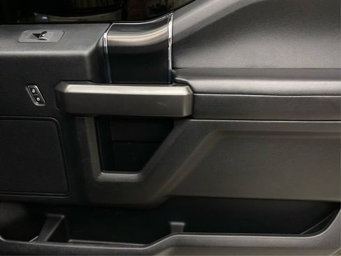 Used 2018 Ford F150 XLT w/ Equipment Group 301A Mid AWD/4WD image 25