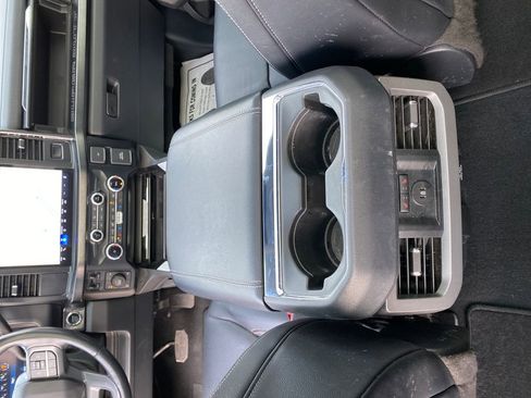 Used 2023 Ford F250 Lariat w/ Sport Appearance Package image 27