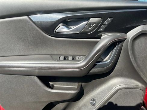 Used 2022 Chevrolet Blazer RS w/ Enhanced Convenience Package image 10