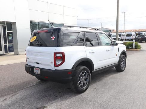 Certified 2024 Ford Bronco Sport Badlands w/ Premium Package AWD/4WD image 15