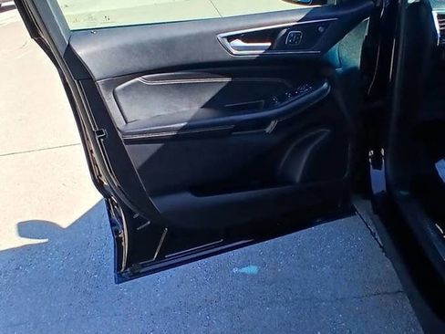 Used 2022 Ford Edge Titanium w/ Equipment Group 301A image 25