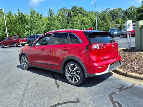 Used 2017 Kia Niro Touring image 24