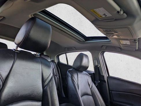 Used 2016 MAZDA MAZDA3 i Grand Touring image 20