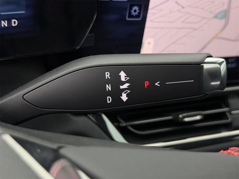 New 2026 Chevrolet Equinox EV RS image 19