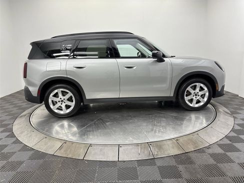 Used 2025 MINI Cooper Countryman S w/ Comfort Package Max AWD/4WD image 17
