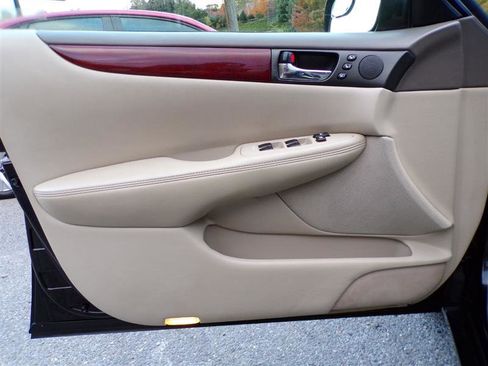 Used 2003 Lexus ES 330 image 13