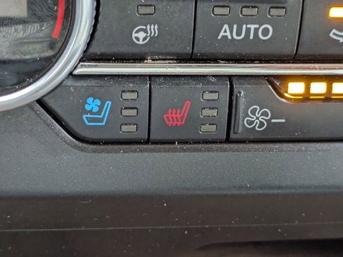 Used 2021 Ford Expedition Max Platinum image 26