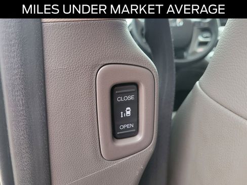 Used 2017 Honda Odyssey EX-L image 15