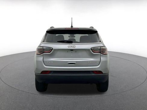 Used 2025 Jeep Compass Limited AWD/4WD image 7