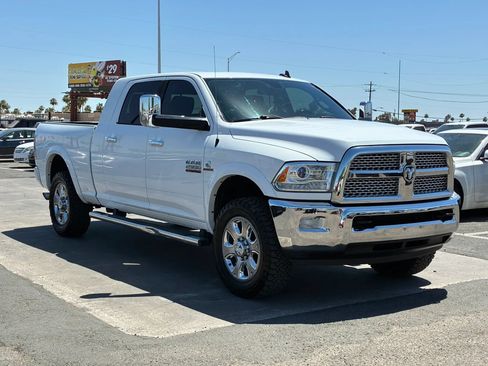 Used 2016 RAM 2500 Laramie w/ Convenience Group AWD/4WD image 10