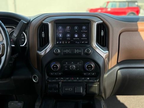 Used 2021 Chevrolet Silverado 1500 High Country image 21