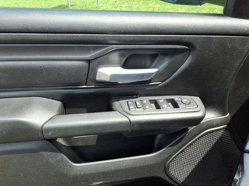 Used 2025 RAM 1500 Tradesman AWD/4WD image 3