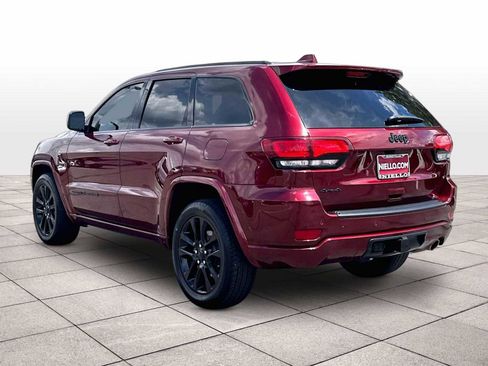 Used 2020 Jeep Grand Cherokee Altitude AWD/4WD image 14