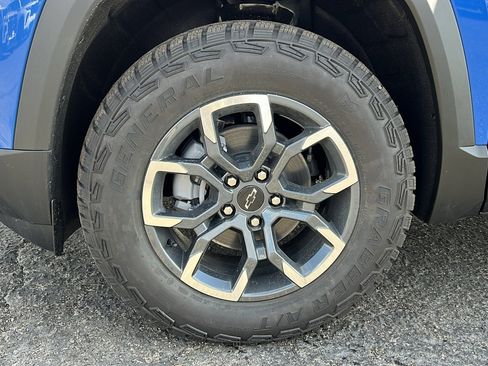 New 2026 Chevrolet Equinox ACTIV w/ Convenience Package III image 10