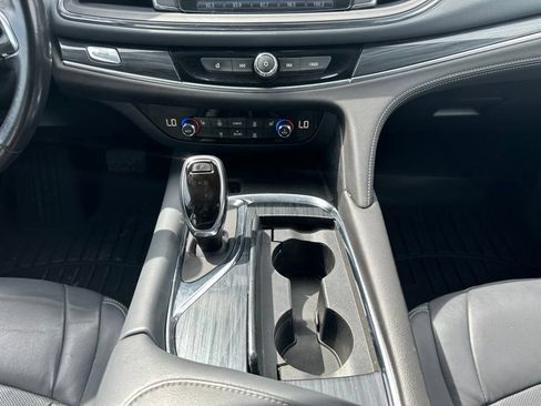 Used 2019 Buick Enclave Essence w/ LPO, Luxury Package AWD/4WD image 36