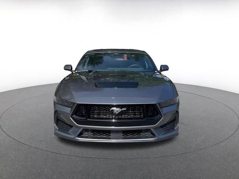 Used 2025 Ford Mustang GT Premium image 3