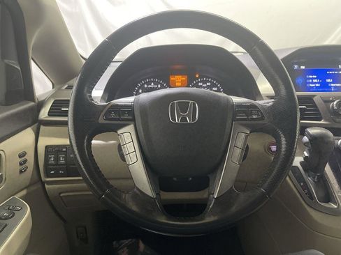 Used 2016 Honda Odyssey Touring Elite image 14