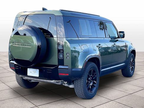 New 2026 Land Rover Defender 110 S image 4