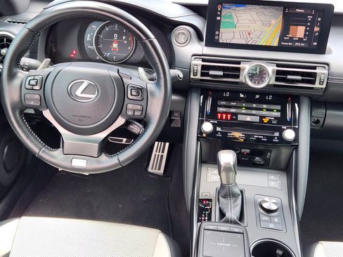 Used 2021 Lexus IS 350 F Sport RWD image 10