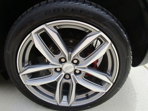 Used 2021 Cadillac XT4 Sport w/ Sun And Sound Package AWD/4WD image 20