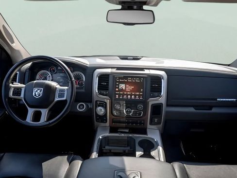 Used 2017 RAM 1500 Laramie w/ Convenience Group AWD/4WD image 13