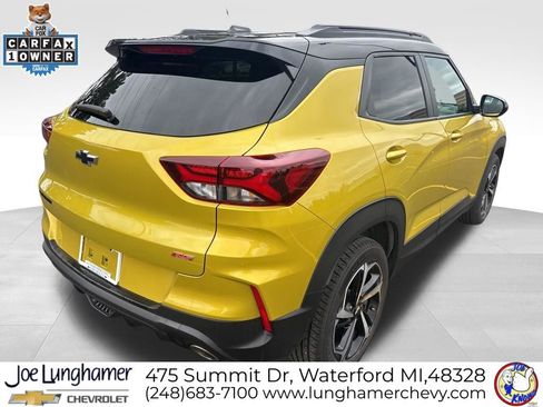 Used 2023 Chevrolet TrailBlazer RS w/ Sun and Liftgate Package FWD image 3