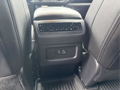 Used 2024 Nissan Pathfinder Rock Creek AWD/4WD image 19