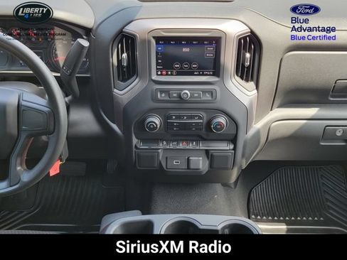 Used 2020 Chevrolet Silverado 1500 Custom Trail Boss w/ Custom Convenience Package AWD/4WD image 20