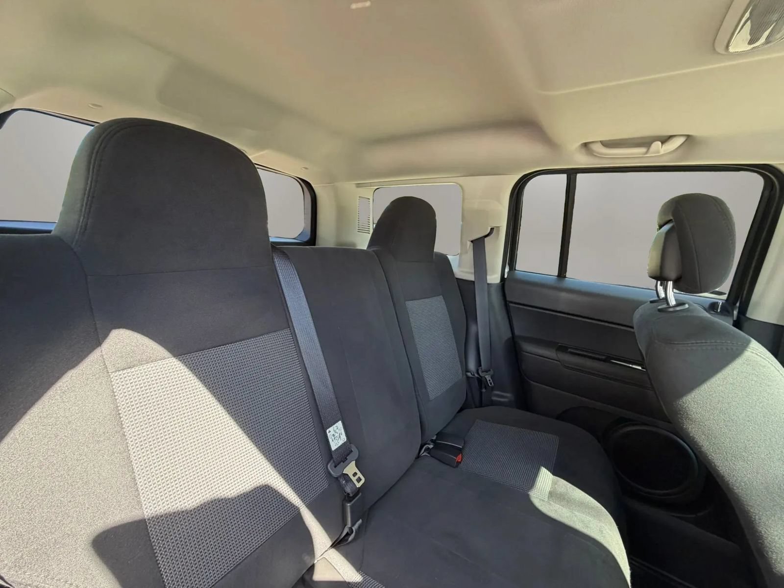 Used 2011 Jeep Patriot Latitude AWD/4WD image 26